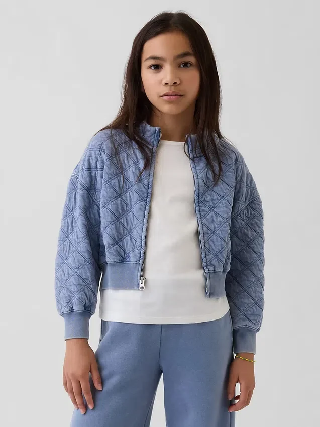 Παιδικό μπουφάν με φερμουάρ, καπιτονέ και oversized γραμμή