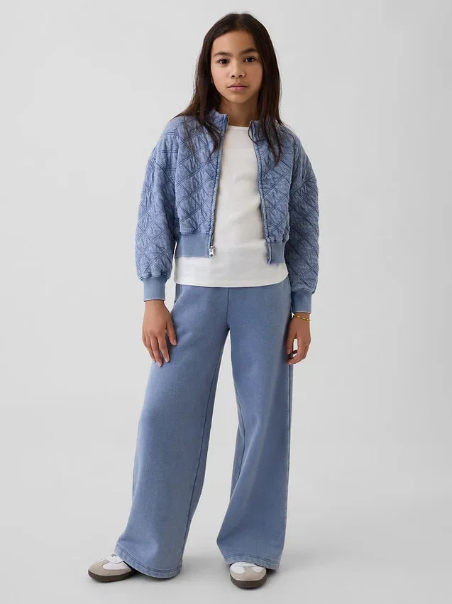 Παιδικό μπουφάν με φερμουάρ, καπιτονέ και oversized γραμμή