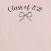 Παιδικό T-shirt με γραφικό «Class of 2026» και φιόγκο