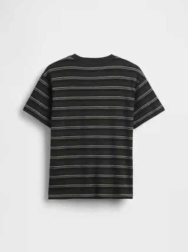 Παιδικό T-shirt με ρίγες σε χαλαρή γραμμή