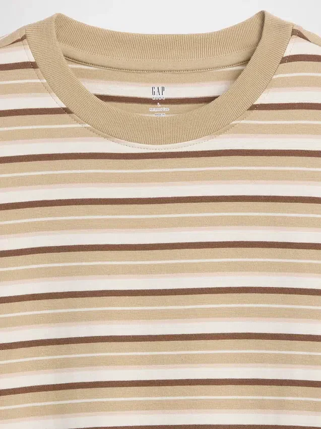 Παιδικό T-shirt με ρίγες σε χαλαρή γραμμή