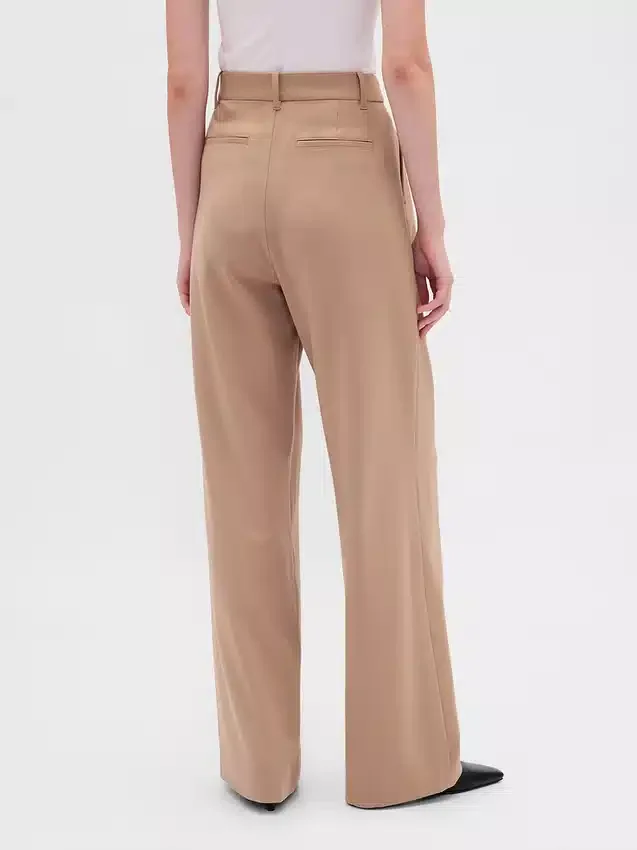 Παντελόνι 365 με ψηλή μέση, από βουρτσισμένο twill και πτυχώσεις