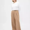 Παντελόνι 365 με ψηλή μέση, από βουρτσισμένο twill και πτυχώσεις