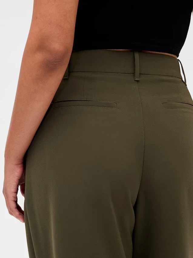 Παντελόνι Curvy 365 με πτυχές και ψηλή μέση