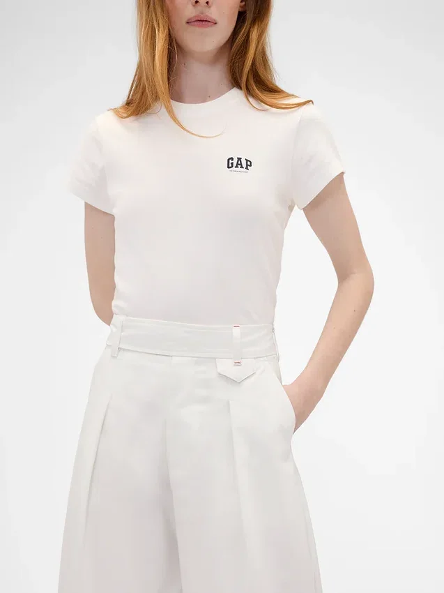 Παντελόνι GAP × Victoria Beckham με ψηλή μέση και πτυχωτό τόξο