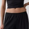 Παντελόνι GapFit Tech χαμηλής μέσης, χαλαρής εφαρμογής