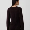 Πλεκτό πουλόβερ με χαλαρή εφαρμογή και V-neck από μείγμα βαμβακιού