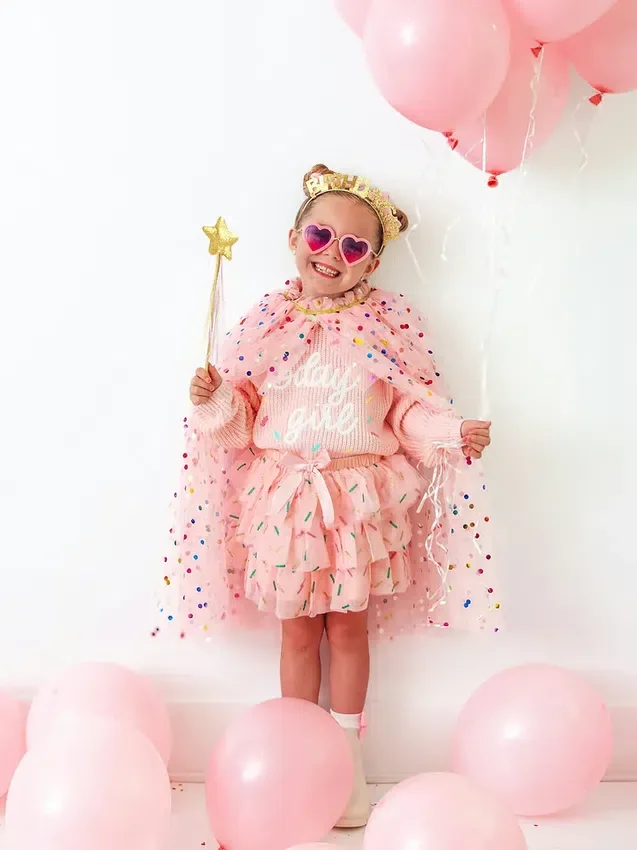 Πλεκτό πουλόβερ «Sweet Wink Birthday Girl Sprinkle»