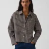 Πουκάμισο από οργανικό βαμβακερό ποπλίν σε oversized κροπ στυλ