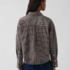 Πουκάμισο από οργανικό βαμβακερό ποπλίν σε oversized κροπ στυλ