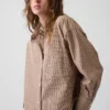 Πουκάμισο από οργανικό βαμβακερό ποπλίν σε oversized κροπ στυλ