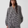 Πουκάμισο από βαμβακερό γάζι σε oversized γραμμή χωρίς γιακά