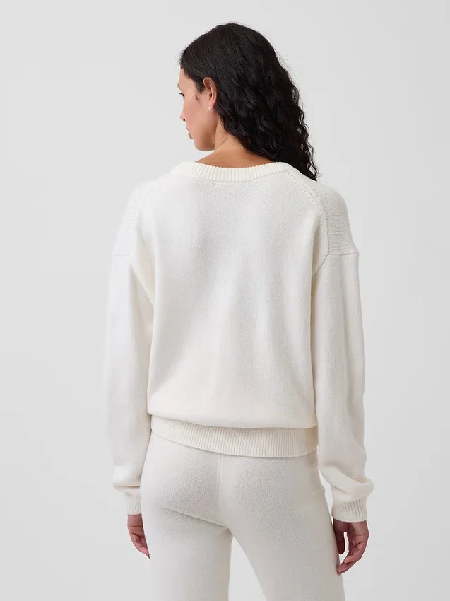 Πουλόβερ CashSoft με V-neck σε υπερμεγέθη γραμμή