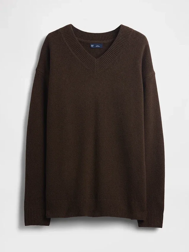 Πουλόβερ CashSoft με V-neck σε υπερμεγέθη γραμμή