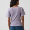 T-shirt με στρογγυλό λαιμό και ραβδώσεις