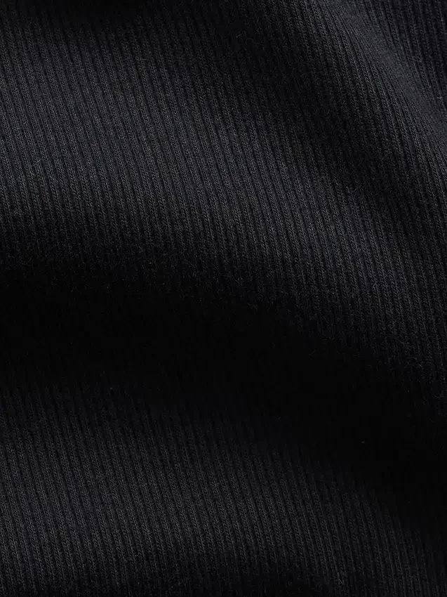 T-shirt με στρογγυλό λαιμό και ραβδώσεις