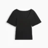 T-shirt με στρογγυλό λαιμό και ραβδώσεις