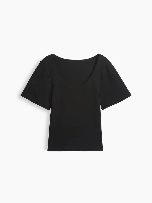 T-shirt με στρογγυλό λαιμό και ραβδώσεις