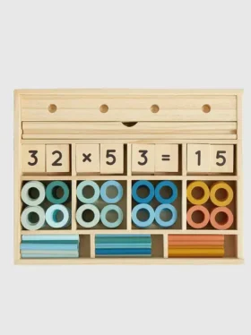 Το εκπαιδευτικό σετ παιχνιδιών «Math Path»