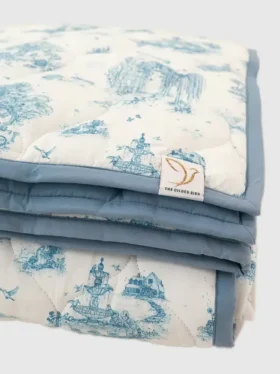 Το καπιτονέ χαλάκι παιχνιδιού «Gilded Bird Spring Toile»