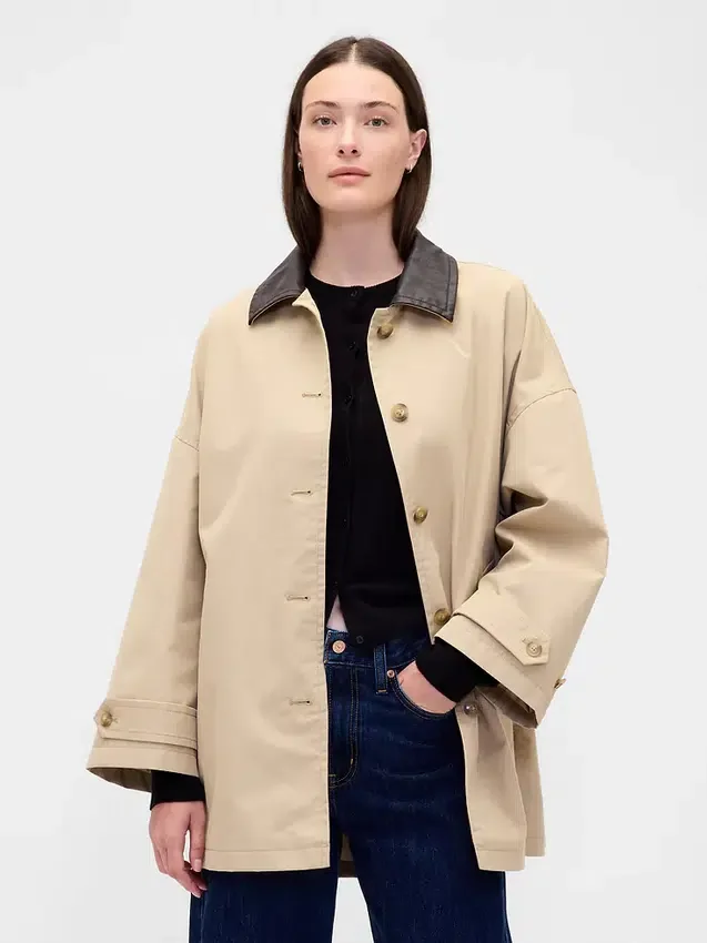 Τρεντς κοτ σε υφή twill, oversized