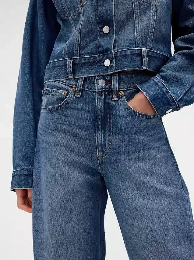 Τζιν GAP × Victoria Beckham με ψηλή μέση και καμπύλη γραμμή