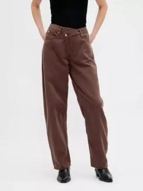 Τζιν υψηλής μέσης, εξαιρετικά μαλακό, με διασταυρούμενο στυλ
