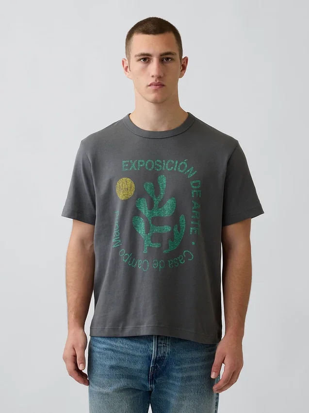 Βαρύ, άνετο T-shirt με γραφικά