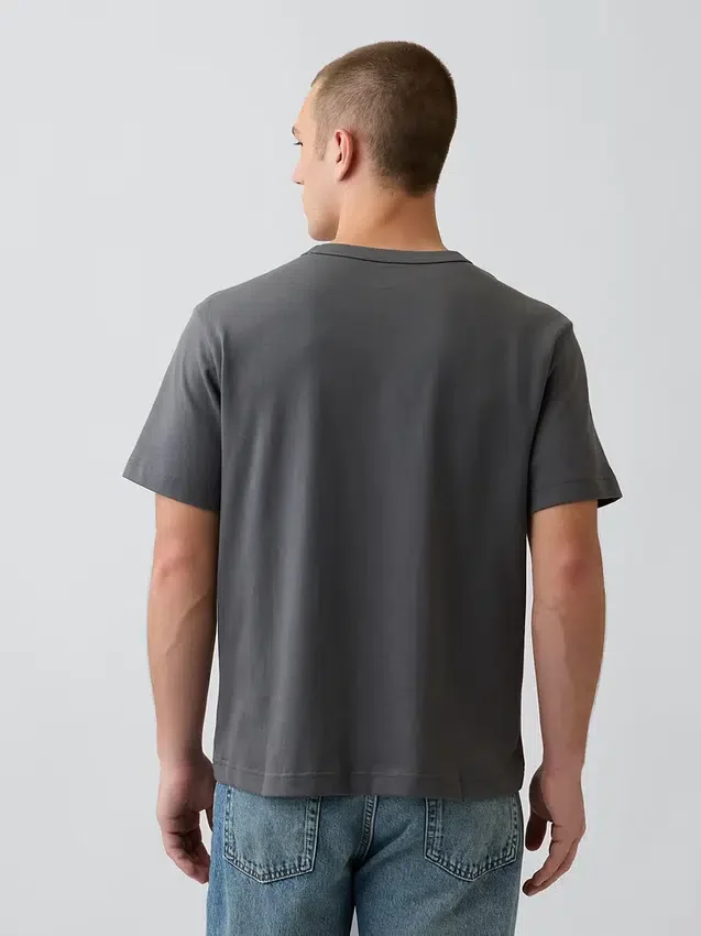 Βαρύ, άνετο T-shirt με γραφικά