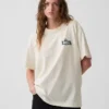 Βαρύ, άνετο T-shirt με γραφικά