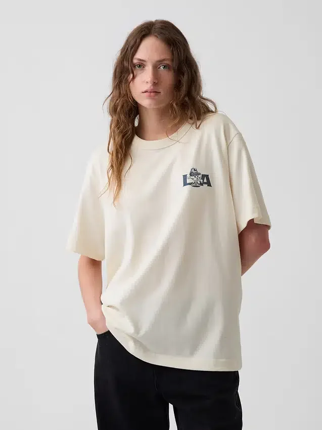 Βαρύ, άνετο T-shirt με γραφικά