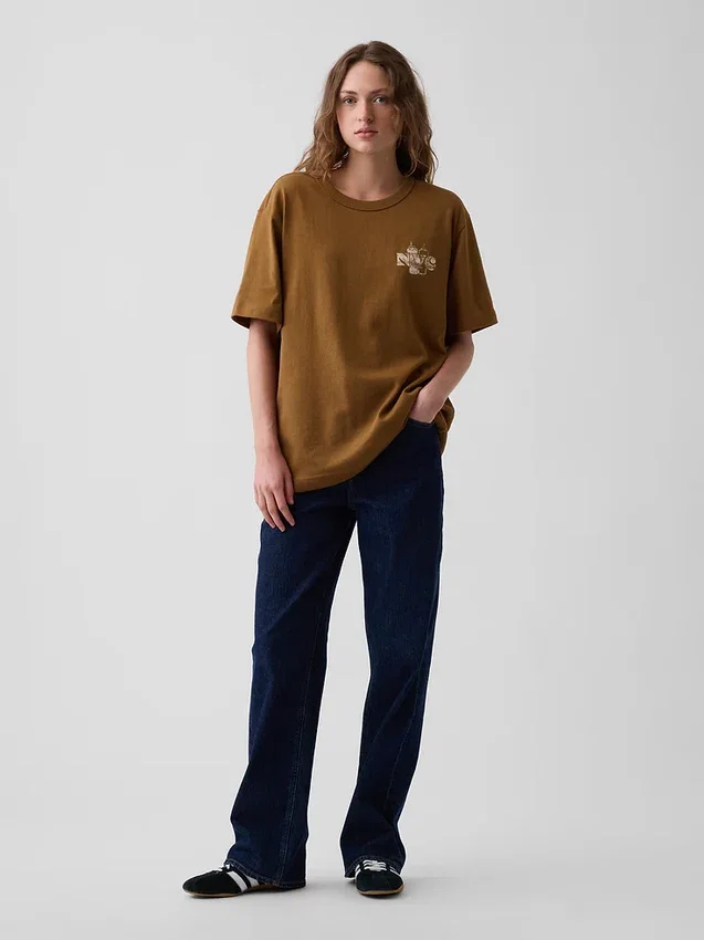 Βαρύ, άνετο T-shirt με γραφικά