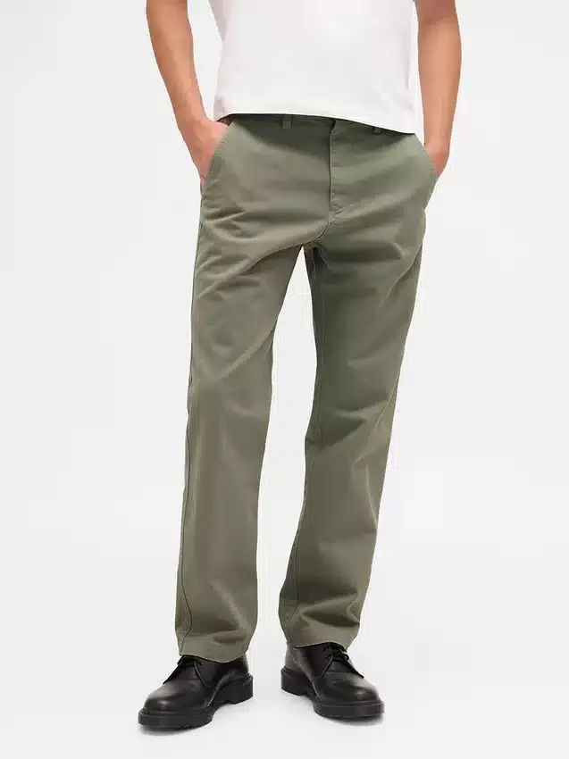 Βαρύ κακάκι σε ύφασμα twill με χαλαρή, ίσια γραμμή