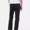 Βαρύ κακάκι σε ύφασμα twill με χαλαρή, ίσια γραμμή