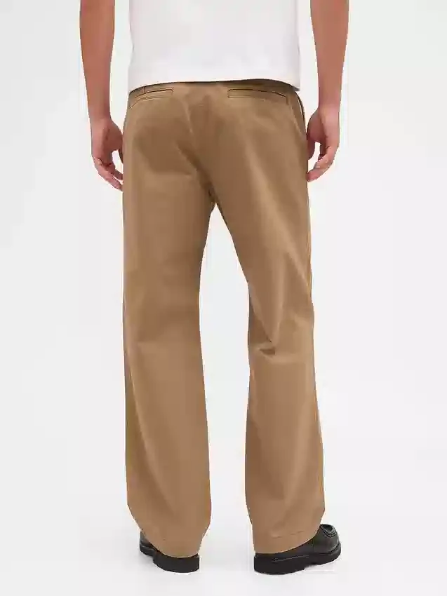 Βαρύ καμβά τύπου twill, χακί σε χαλαρή γραμμή εμπνευσμένη από τη δεκαετία του '90