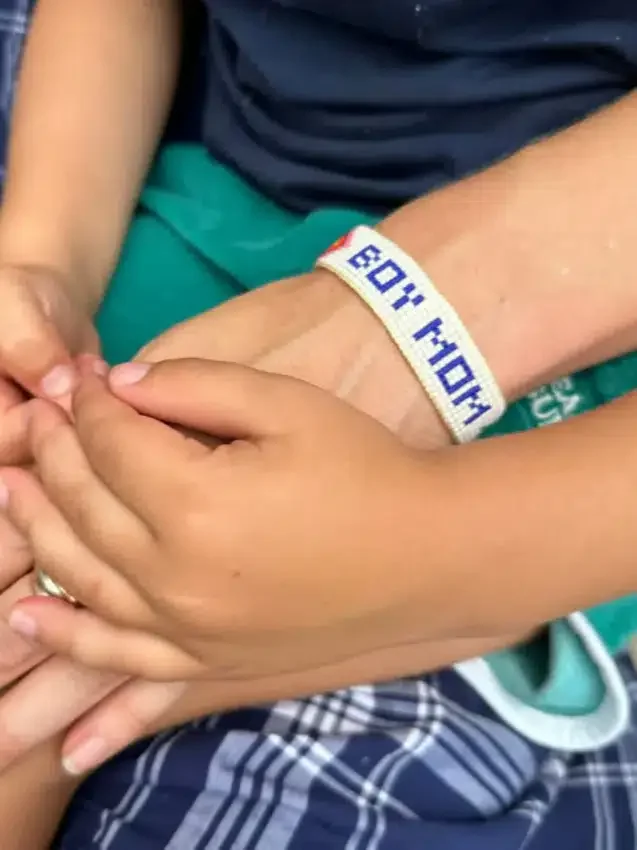 Βραχιόλι με χάντρες «Hart Boy Mom»
