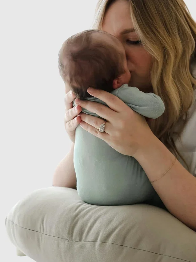 Υποστήριξη θηλασμού Snuggle Me